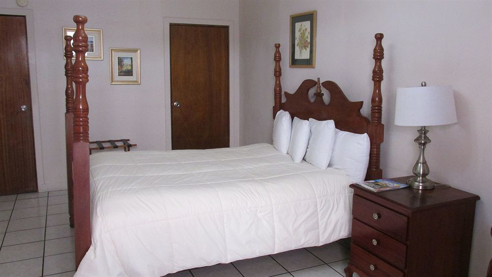 Grand Bahia Ocean View Cabo Rojo Exterior photo